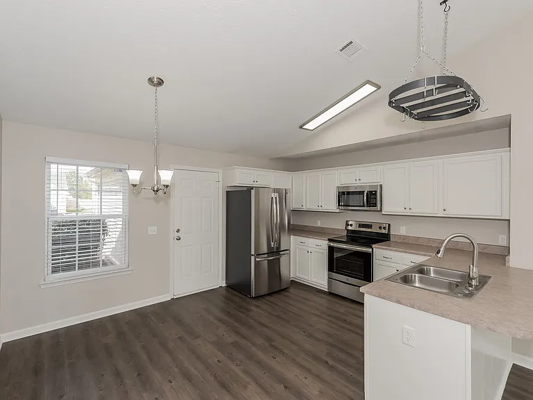 7409 E Winchester Dr — Photo 6