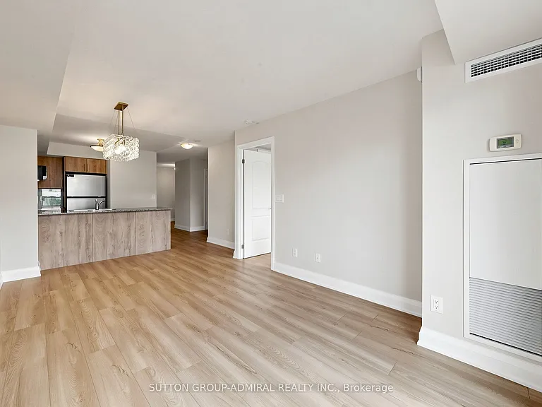 30 N Park Rd #202 — Photo 10