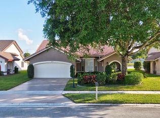 5475 Helene Cir, Boynton Beach, FL 33472
