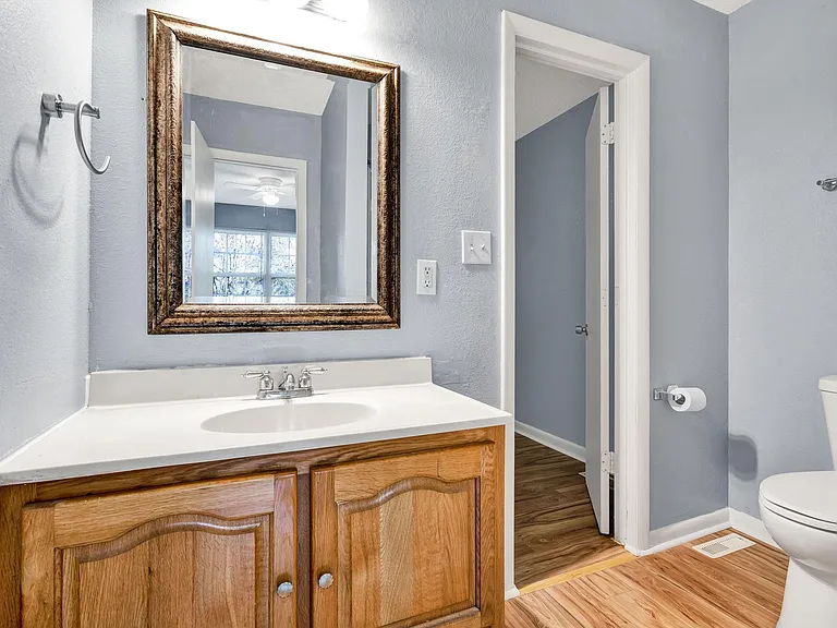 1312 Ely Rd #10 — Photo 7