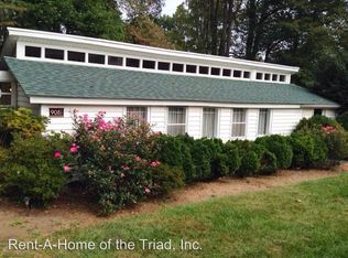 908 1/2 W Cornwallis Dr, Greensboro, NC 27408