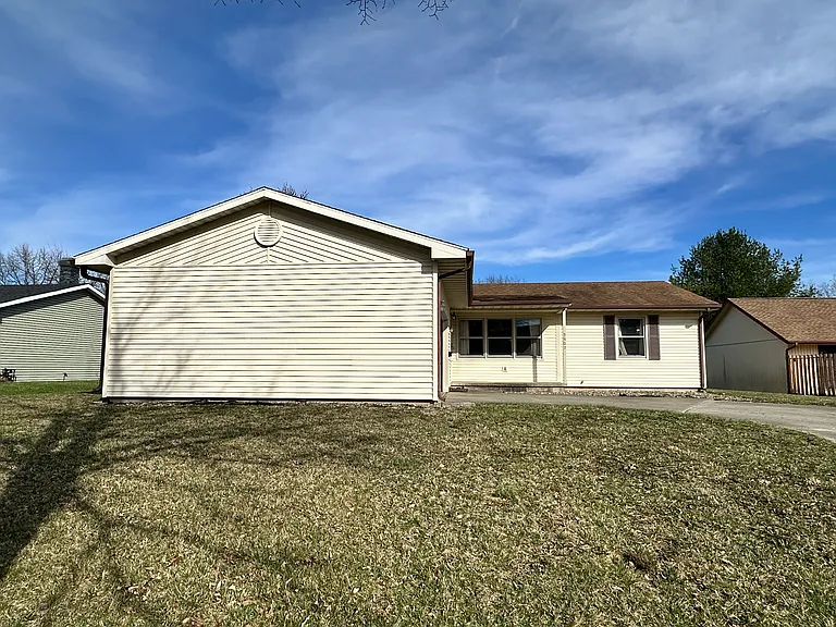 2502 Grange Dr — Photo 17