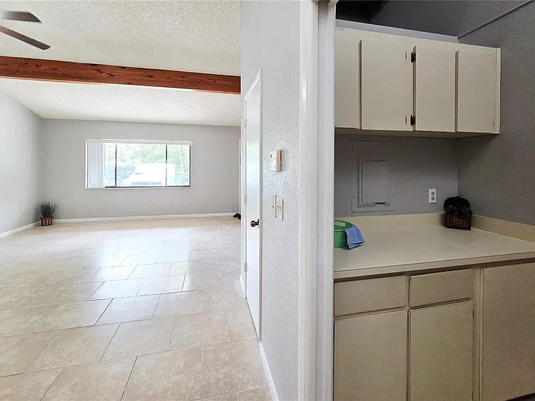104 Mayfair Pl SW — Photo 10