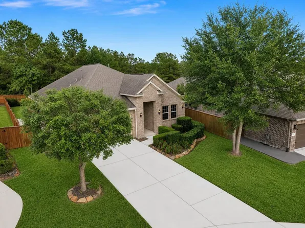 120 Crinium Lily Ct, Montgomery, TX 77316