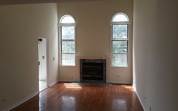 5th image of 563 W Parkside Dr #11