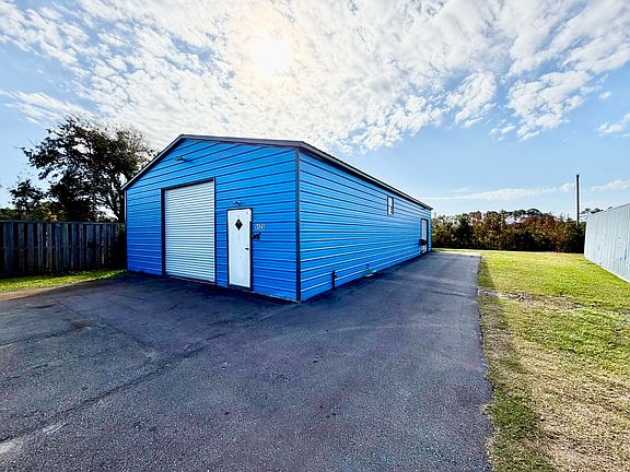 2nd image of 5025 Business Dr #1