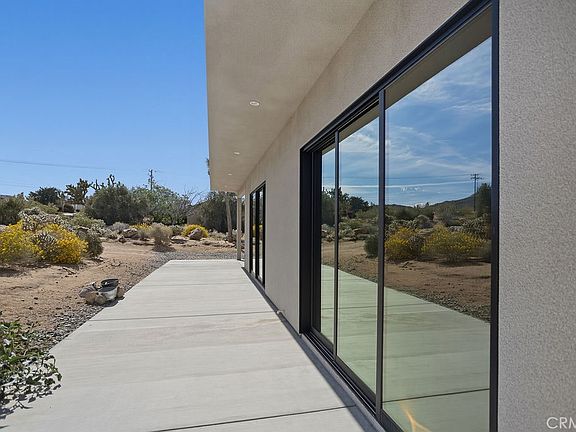 3rd image of 60194 La Mirada Trl