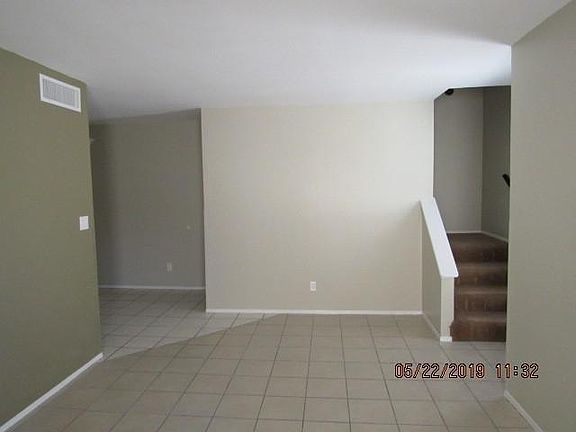 5th image of 10642 Cuatro Vistas Dr APT C