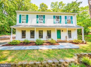 7163 Barry Rd, Alexandria, VA 22315