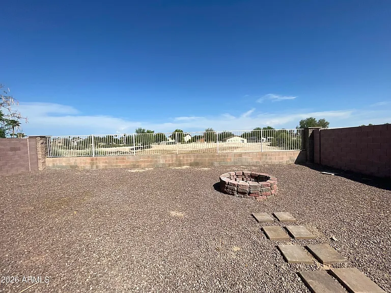 24403 N Oasis Blvd — Photo 22