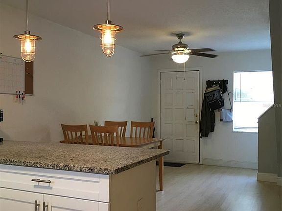 4th image of 1725R E Idell St