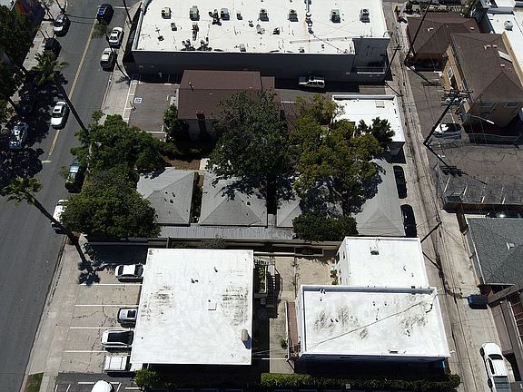 3rd image of 3920-24 3rd Ave