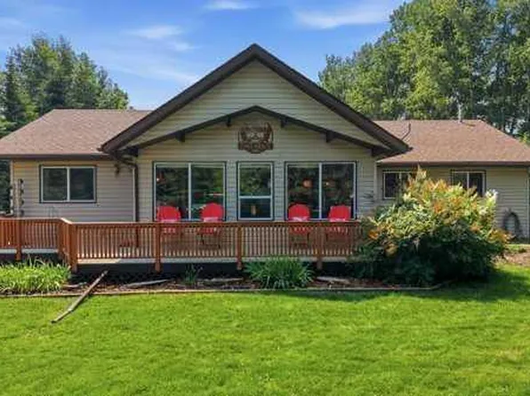 80 N Parkland Dr, Parkland Beach, AB T0C 2J0