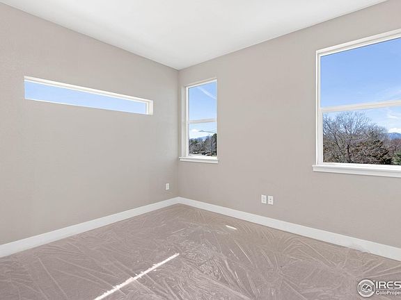 5th image of 310 S Cherrywood Dr #102
