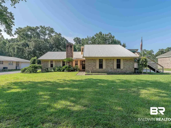 413 W Persimmon Ave, Foley, AL 36535