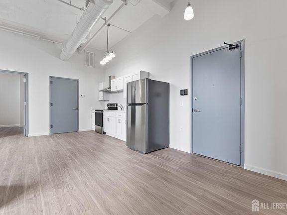 5th image of 226 New Brunswick Ave APT 301