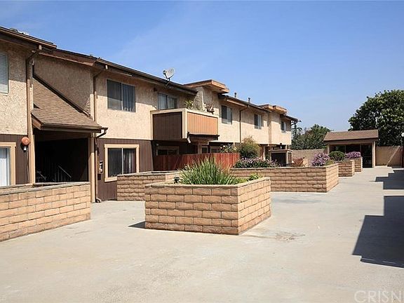 3rd image of 1334 W 137th St APT 118
