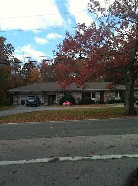 1st image of 34 Orchard Ave