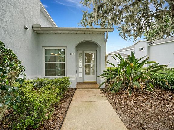 5th image of 313 Eagle Ridge Dr #313