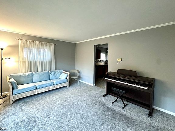 3rd image of 244 N Beverly Ave