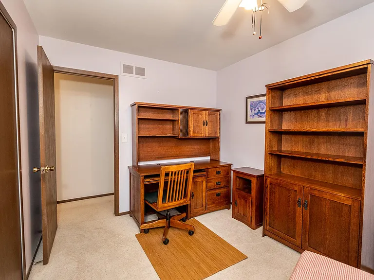1450 Leafgreen Dr — Photo 12