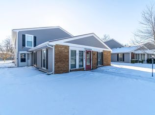5122 Woodmark Dr, Fort Wayne, IN