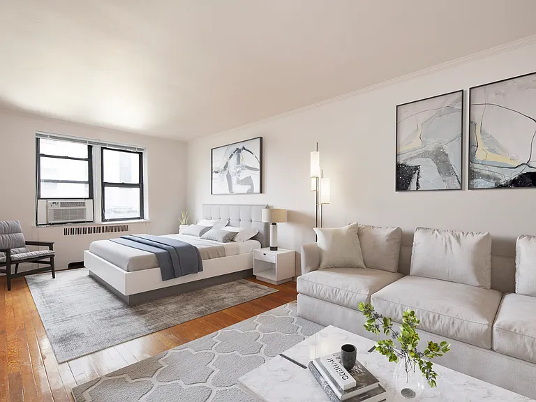233 E 32nd St #4C — Photo 1