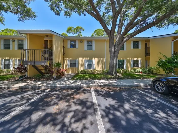 3001 58th Ave S APT 702, Saint Petersburg, FL 33712