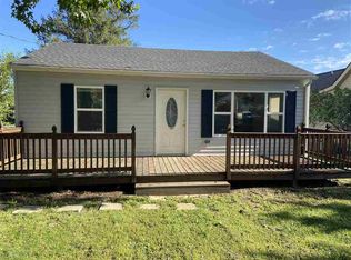 110 Hodge St, Stuarts Draft, VA 24477