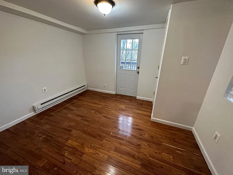 1915 Wharton St #2 — Photo 7