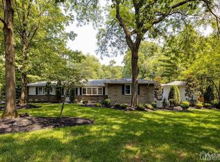 12 Longview Rd, Edison, NJ 08820