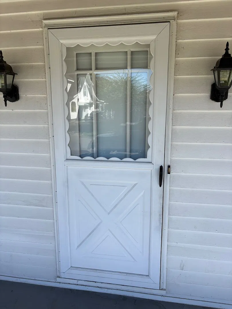 621 Allen Ave — Photo 3