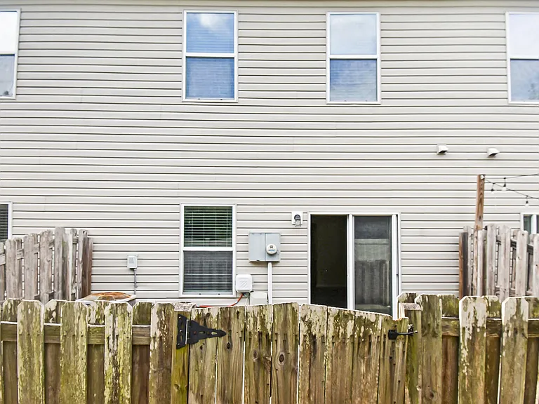 266 Moultrie Village Ln — Photo 33