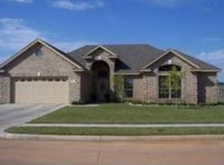 2 Jasmine Ct, Wichita Falls, TX 76310
