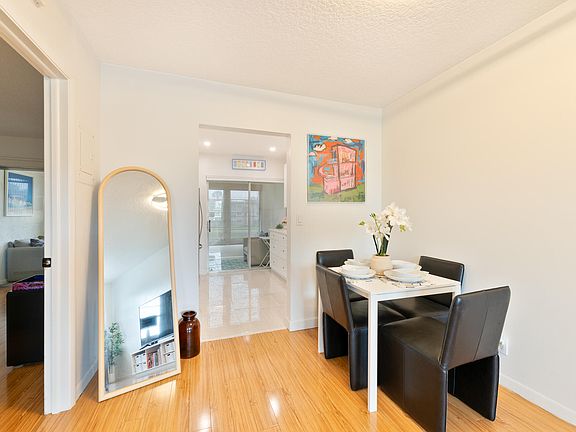 4th image of 32 Abbey Lane #205