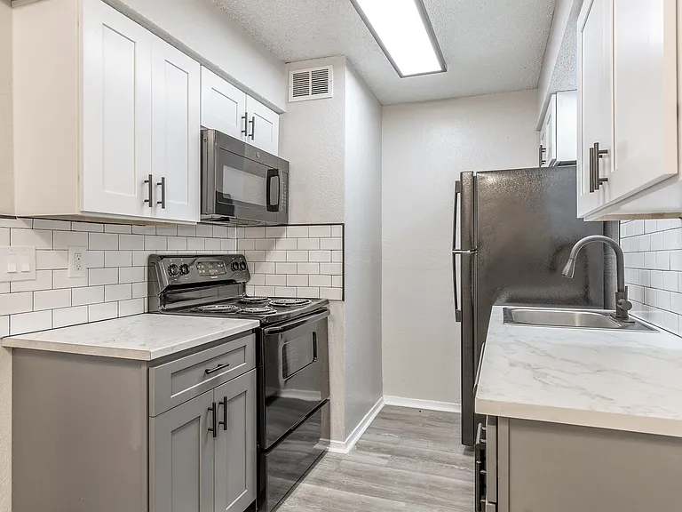 Union Point Apartments — Photo 11