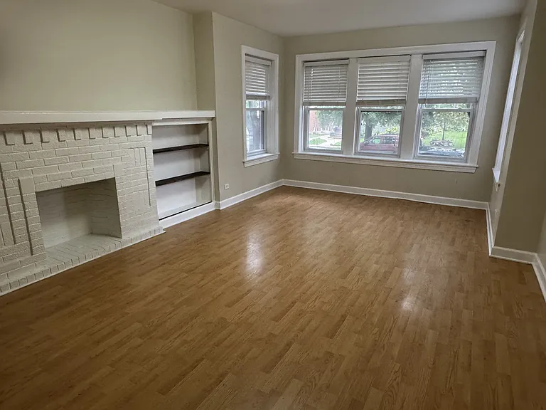 4950 N Christiana Ave #1 — Photo 8