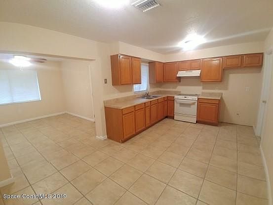 5th image of 1135 Tarpon Dr