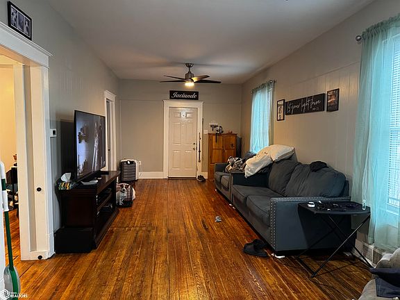 4th image of 3102 Avenue J