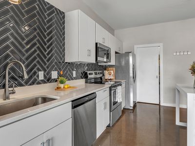 1900 12th Ave S APT 219, Nashville, TN, 37203