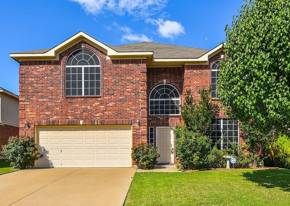 1st image of 2804 Chesterwood Ct