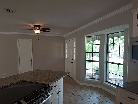 4th image of 7769 Sundown Dr