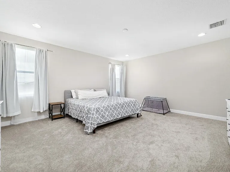 2011 NW Cataluna Cir — Photo 23