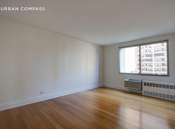 3rd image of 95 W 95th St APT 7E