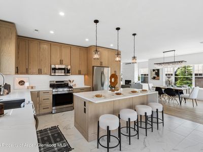 27 Spur Dr, New Castle, CO, 81647