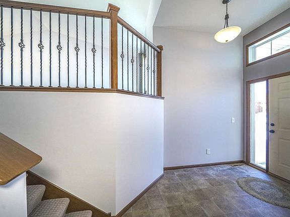 5th image of 1928 140th Ave NW