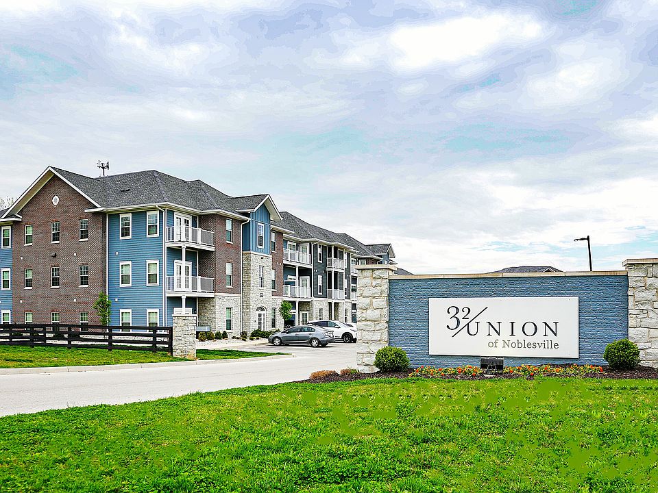 Welcome home to 32 Union in Noblesville. Our monument sign marks the start of a neighborhood that's friendly, thoughtfully designed, and full of everyday perks.