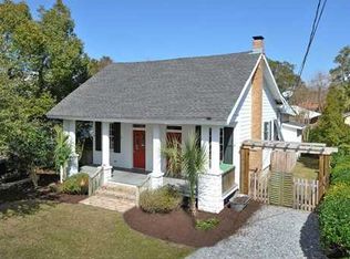 319 Carroll Ave, Bay Saint Louis, MS 39520