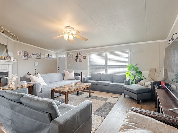 5th image of 5206 Buttercup Ct