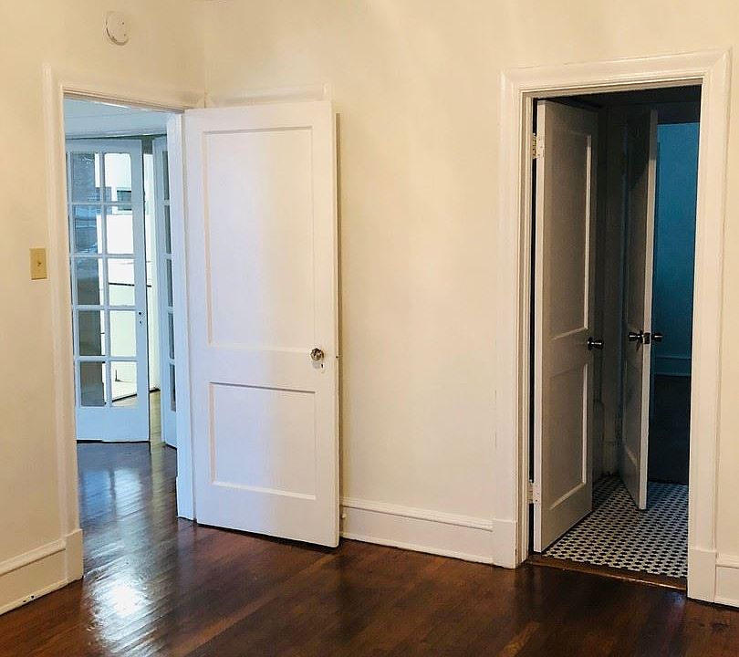 1st image of 3508 Park Ave